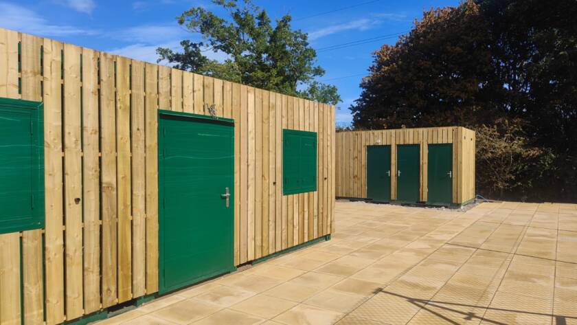An image showing the new clubhouse and toilet block at EBTC